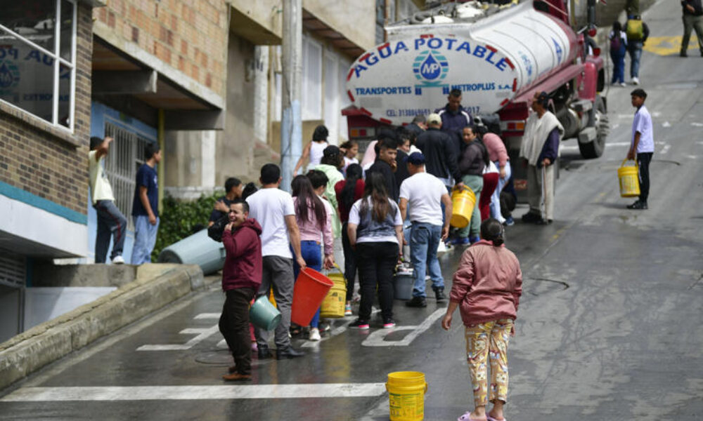 Usme: 28 horas sin agua, una realidad que afecta a miles de personas