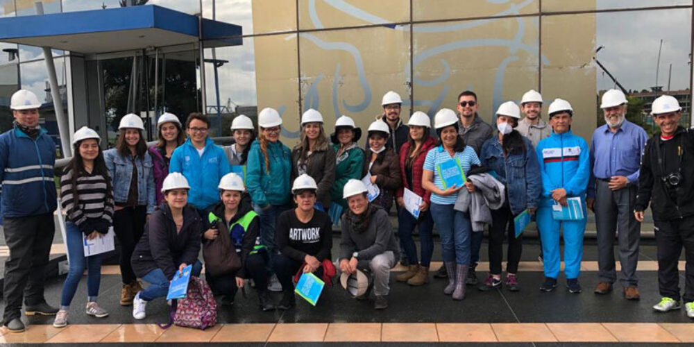 Visita a la Planta de Tratamiento de Aguas Residuales del Salitre (PTAR)