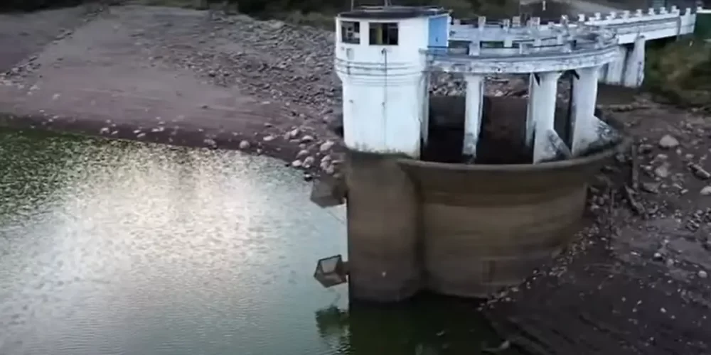 A ahorrar agua: El embalse «La Regadera» en Usme se seca por las altas temperaturas